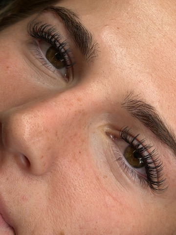 Close-up of natural-looking lash work